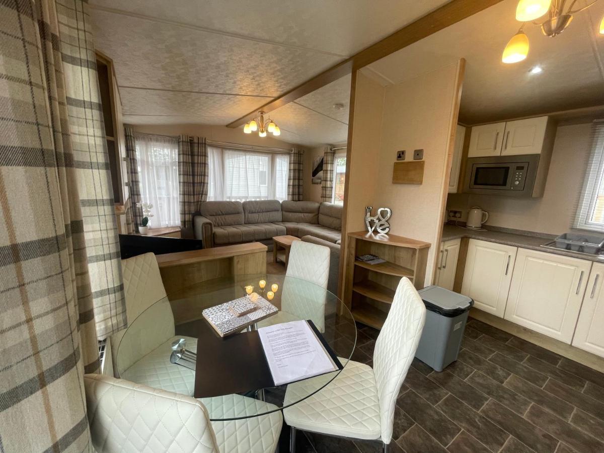 Two Bedroom Caravan At Lilliarsedge Jedburgh Εξωτερικό φωτογραφία